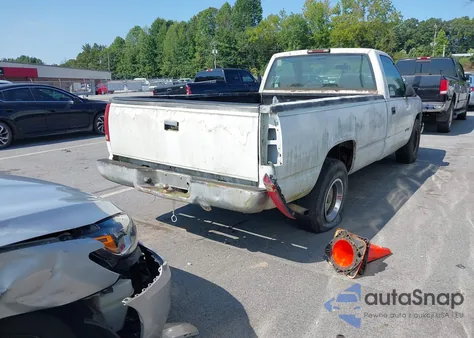 1997 Chevrolet C1500 Fleetside W/T z USA, uszkodzony, nr VIN 1GCEC14W0VZ242582